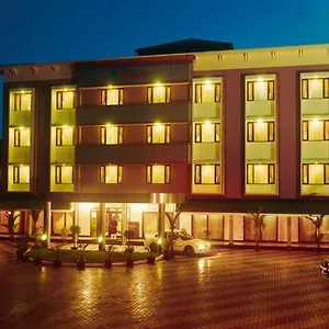 Elegance Hotel